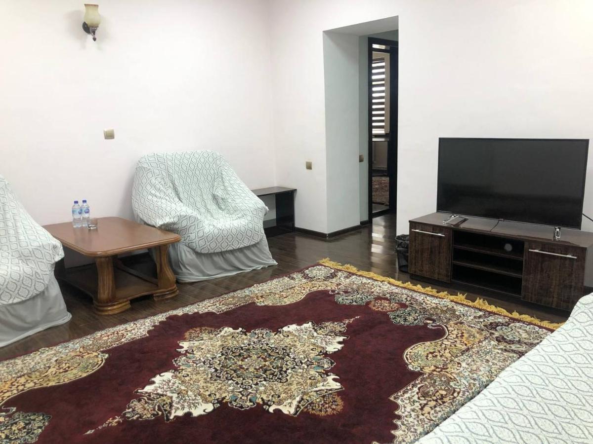 Admiral Hotel Termez Ngoại thất bức ảnh
