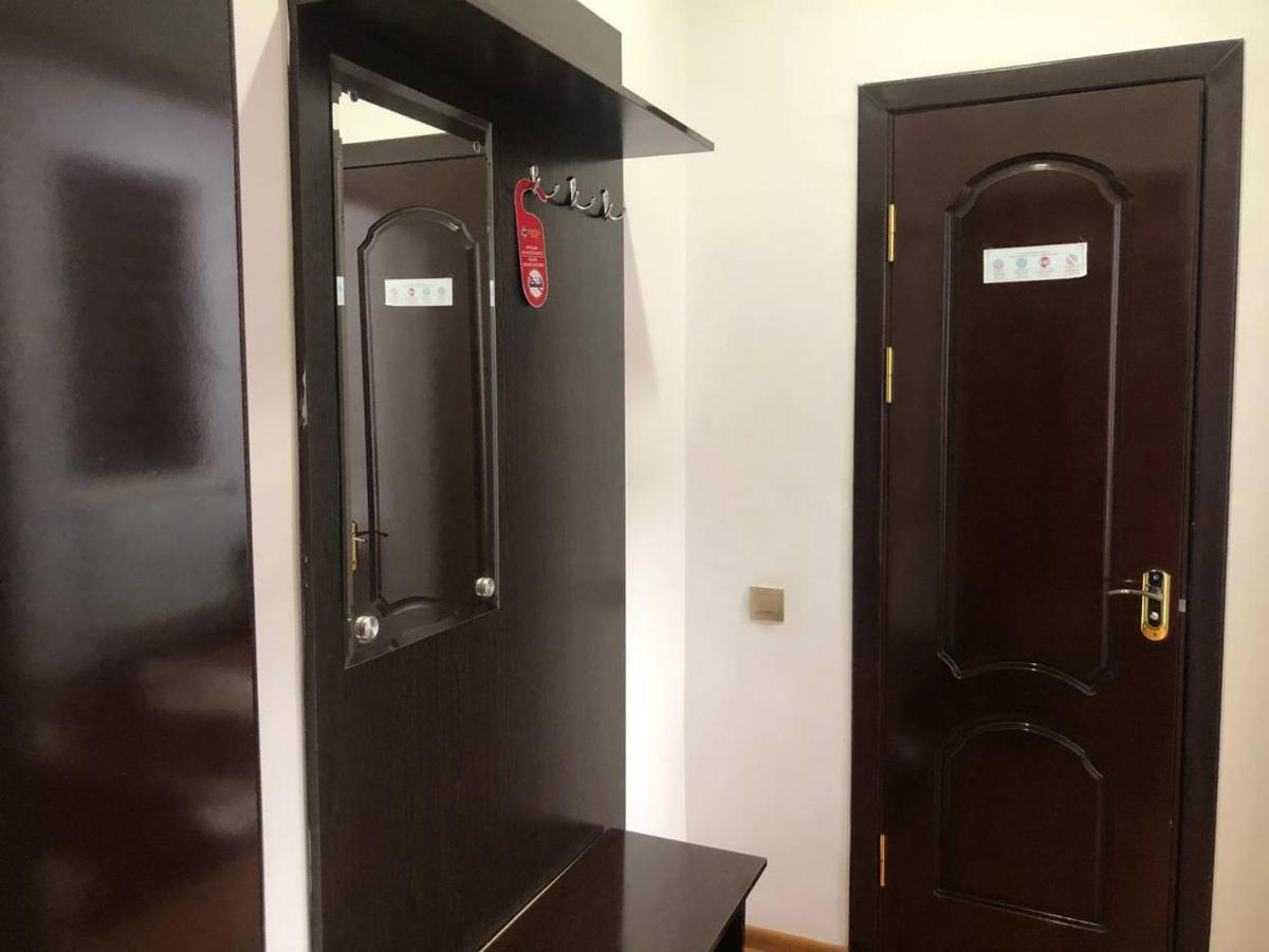 Admiral Hotel Termez Ngoại thất bức ảnh